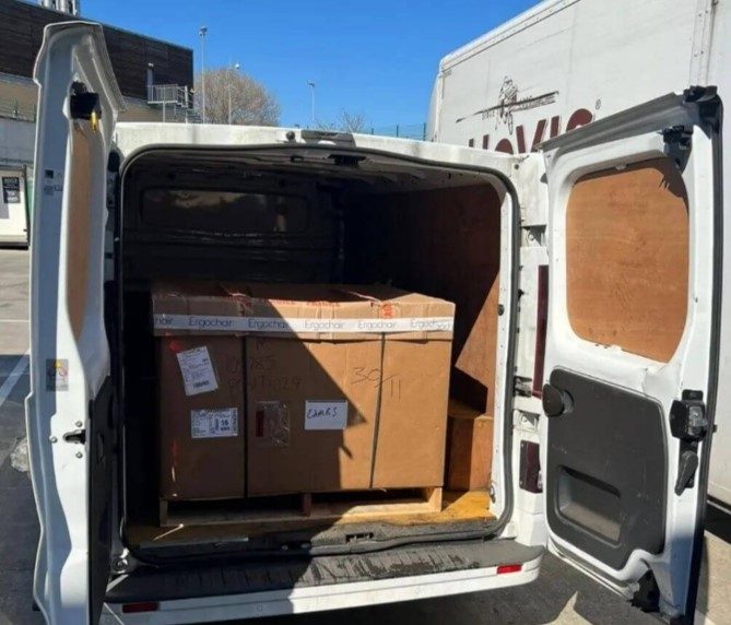 Pallet Deliver / Collection in Newbury
